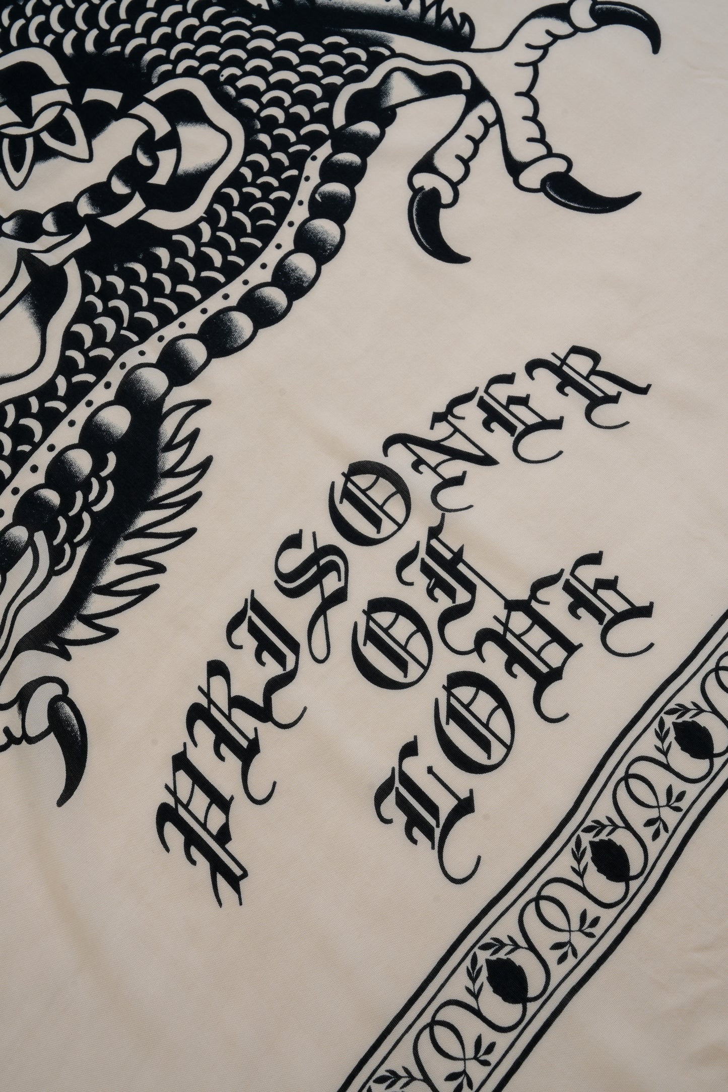 Sarong 'Battle Royal'